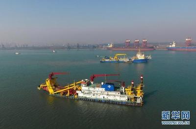河北唐山:海上交通重点项目疏浚忙
